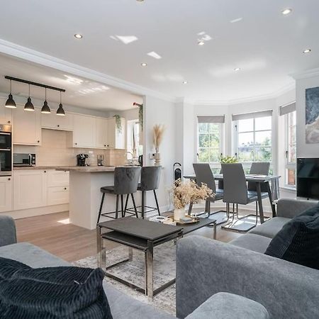 エディンバラLuxury 2Bed 2Bath Flat In City Centre- Free Parking!アパートメント エクステリア 写真